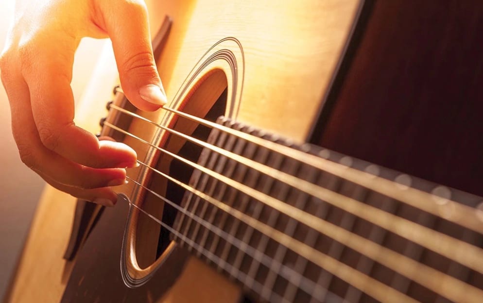 AmaWaterways, Guitar.jpg